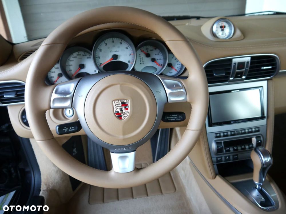 Porsche 911 Turbo Tiptronic S - 23