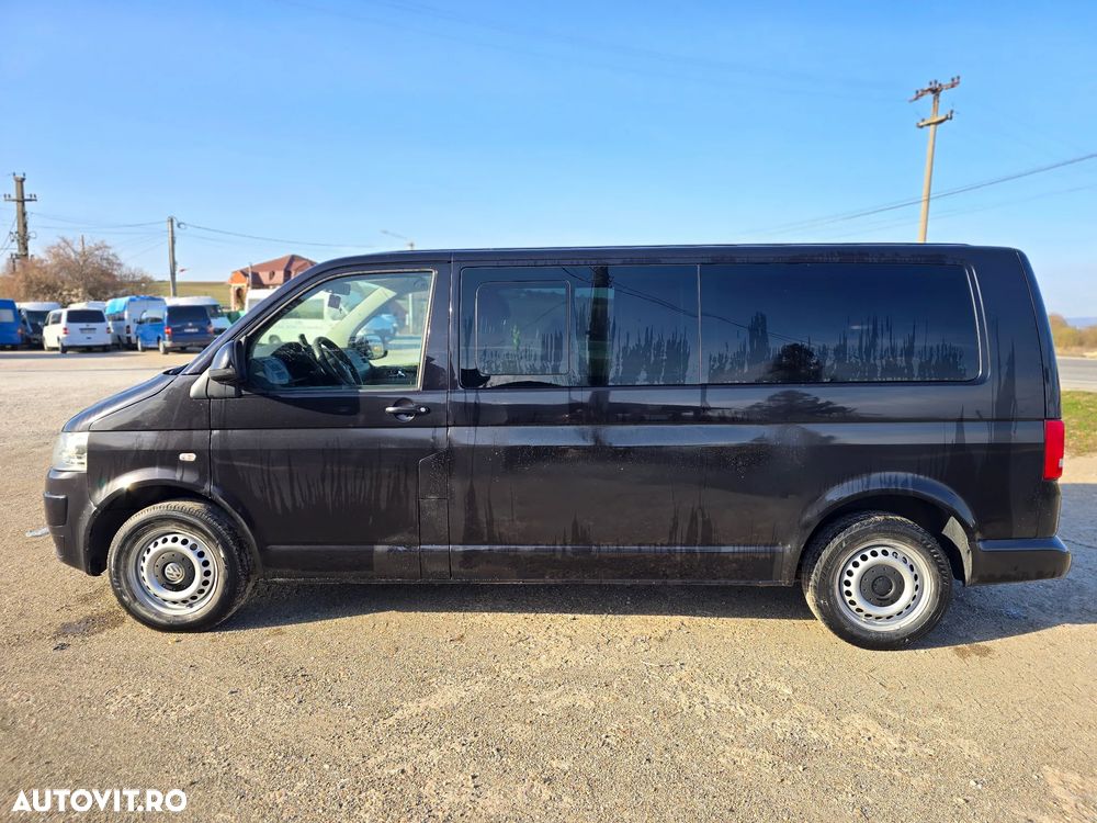 Volkswagen Caravelle - 14