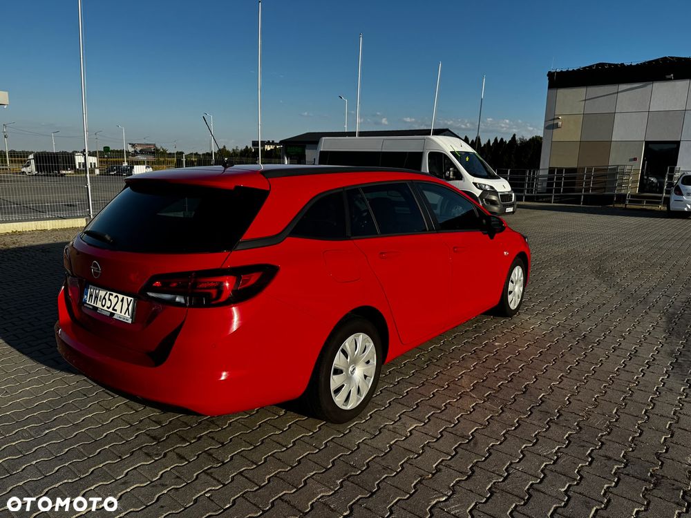 Opel Astra 1.6 CDTI Dynamic S&S - 2