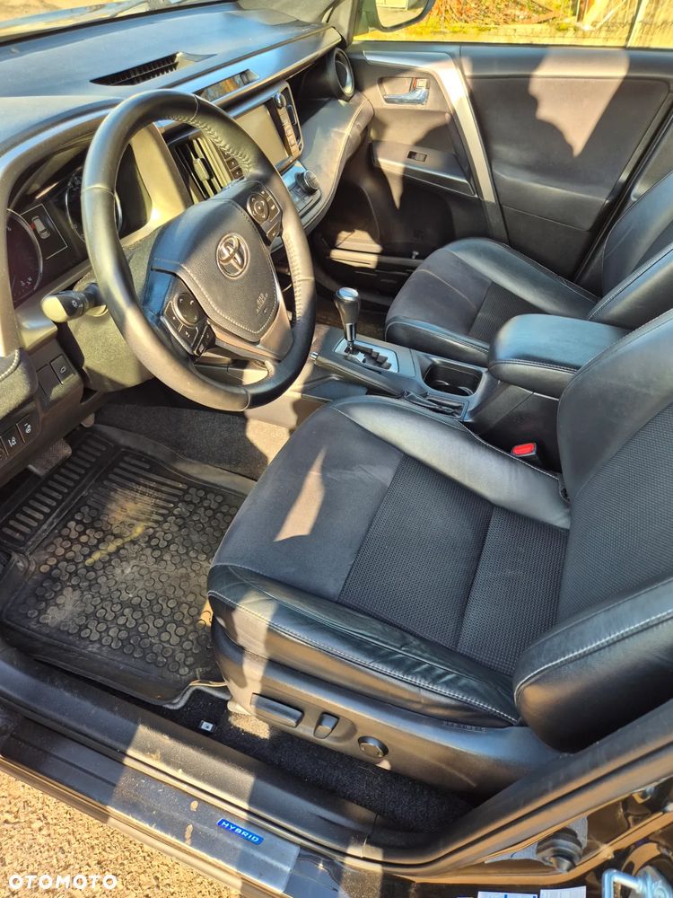 Toyota RAV4 Hybrid Prestige 4x4 - 5