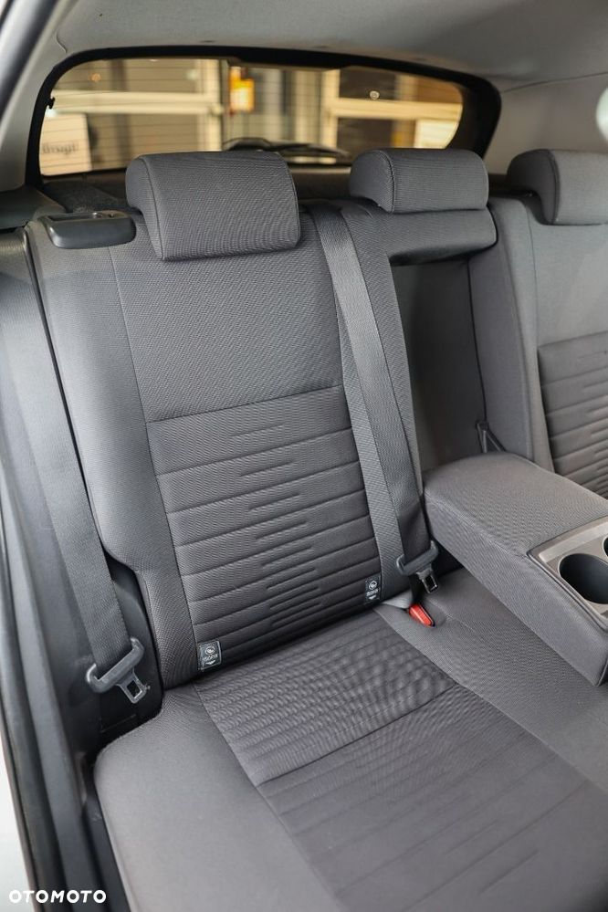 Toyota Auris - 14