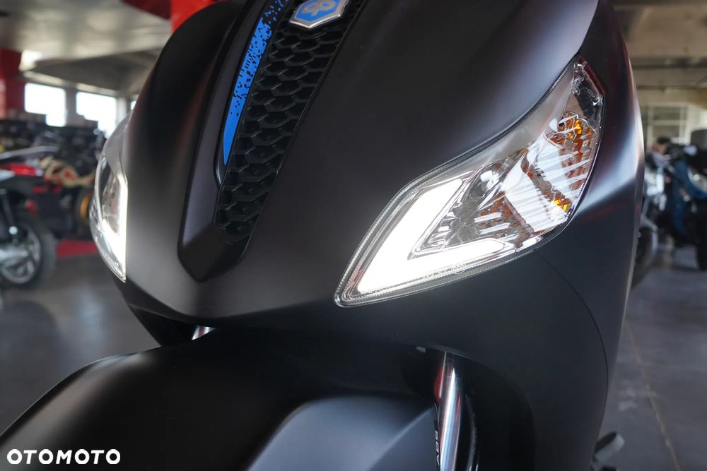 Piaggio Medley - 11