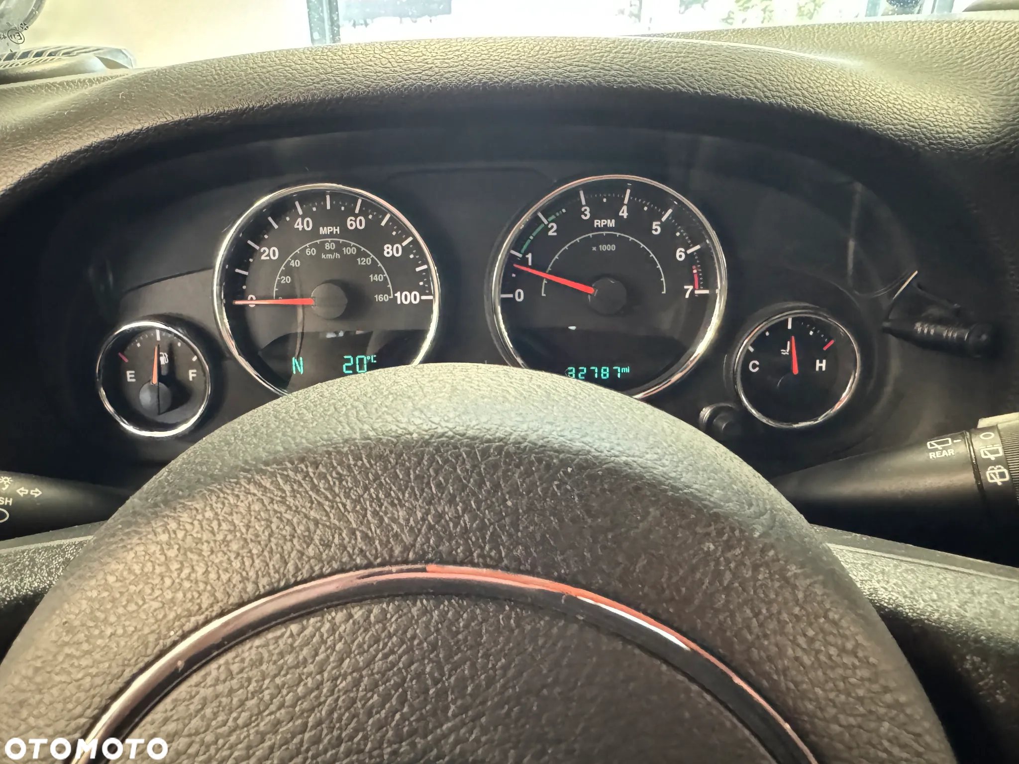 Jeep Wrangler - 11