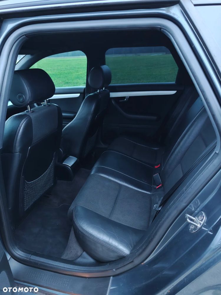 Audi A4 Avant 1.8T - 19