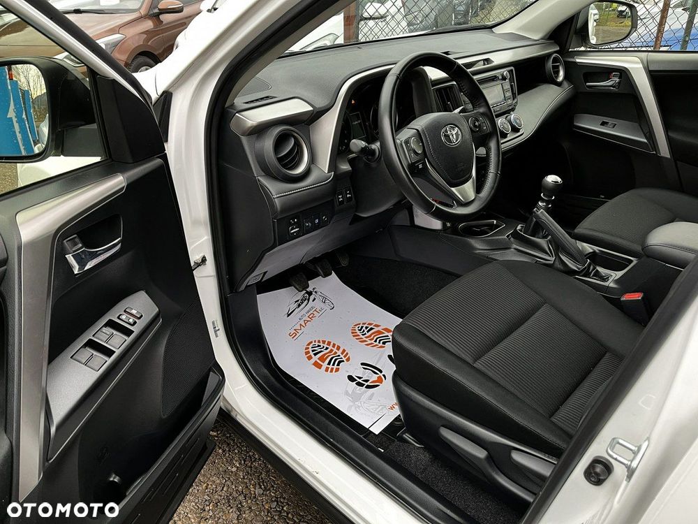 Toyota RAV4 2.0 Active 4x4 - 8