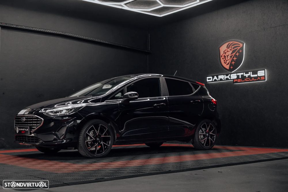 Ford Fiesta 1.0 EcoBoost S&S TITANIUM - 4