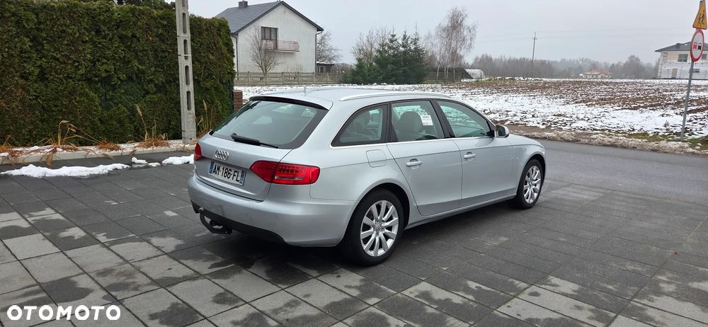 Audi A4 Avant - 4