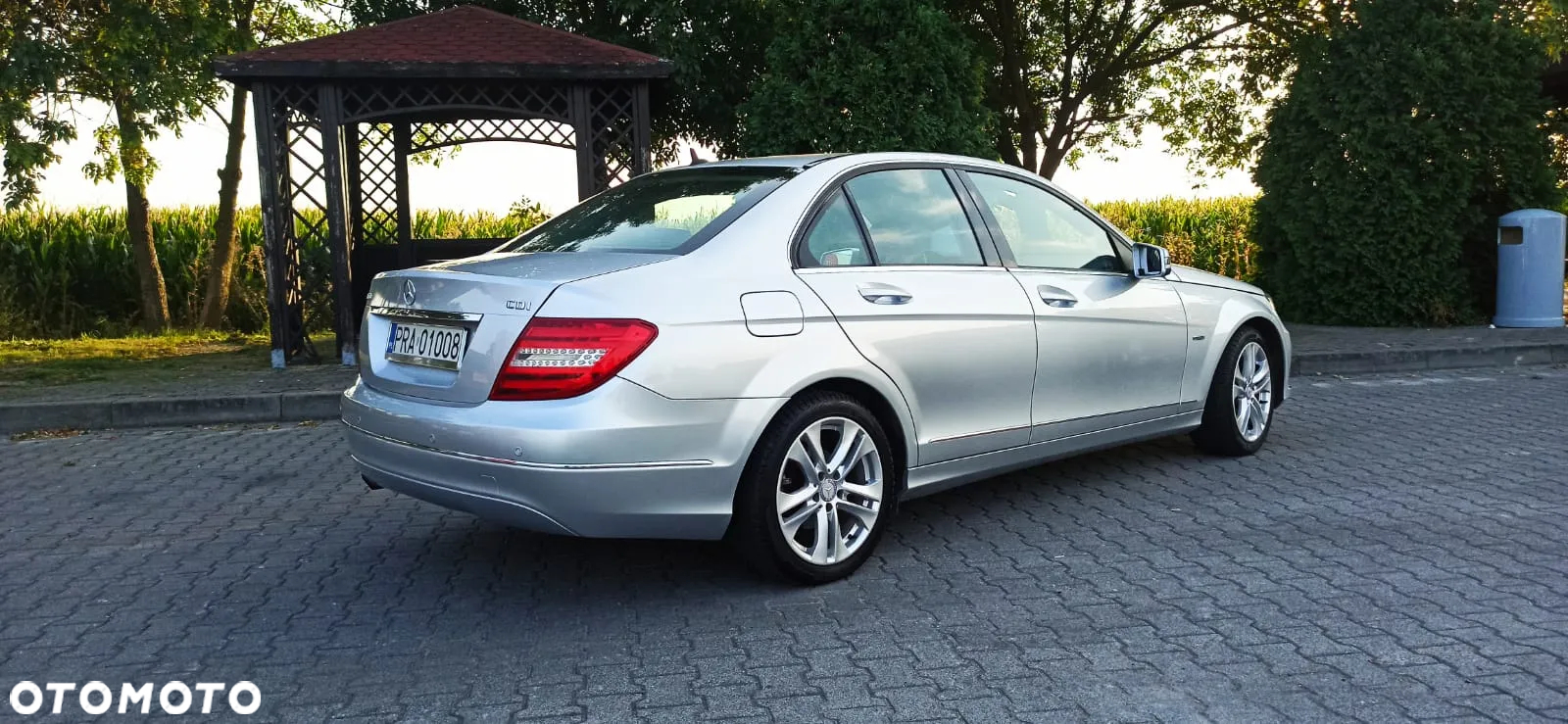Mercedes-Benz Klasa C 180 T CDI DPF (BlueEFFICIENCY) Avantgarde - 12