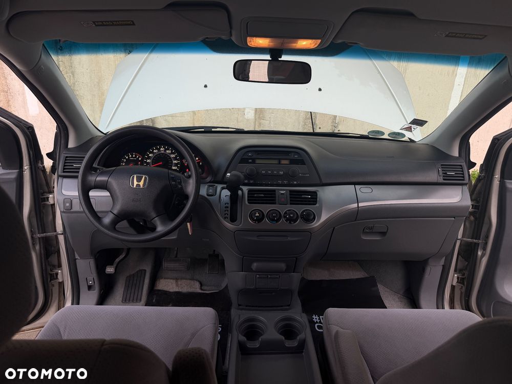 Honda Odyssey 3.5 LX - 17