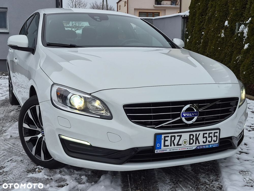 Volvo S60 D4 Geartronic Linje Svart - 1