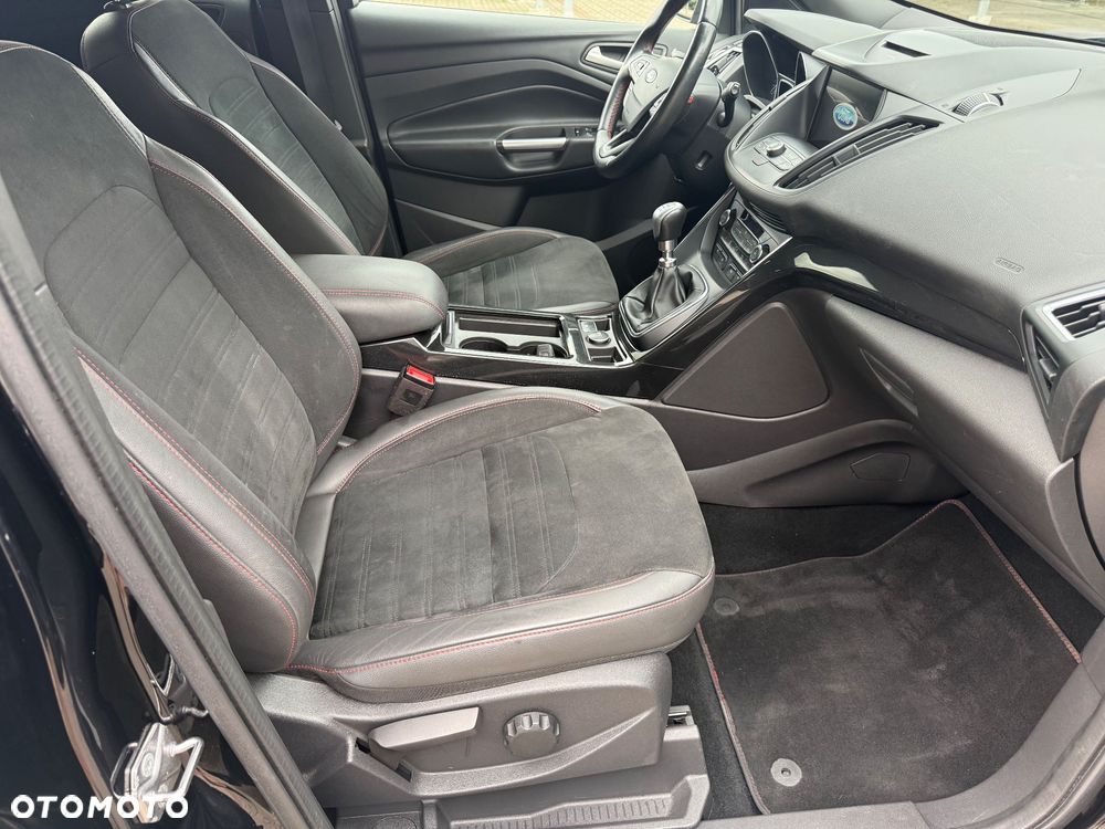 Ford Kuga - 15