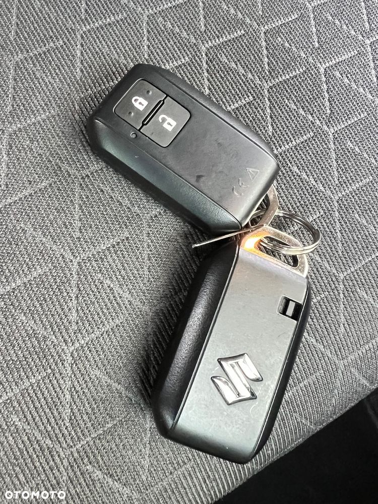 Suzuki Swift 1.2 Dualjet SHVS Elegance CVT - 23