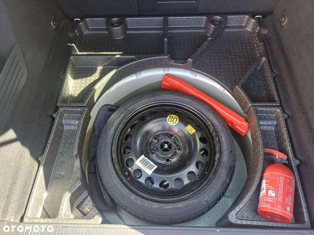 Opel Astra 1.6 CDTI Sport - 28