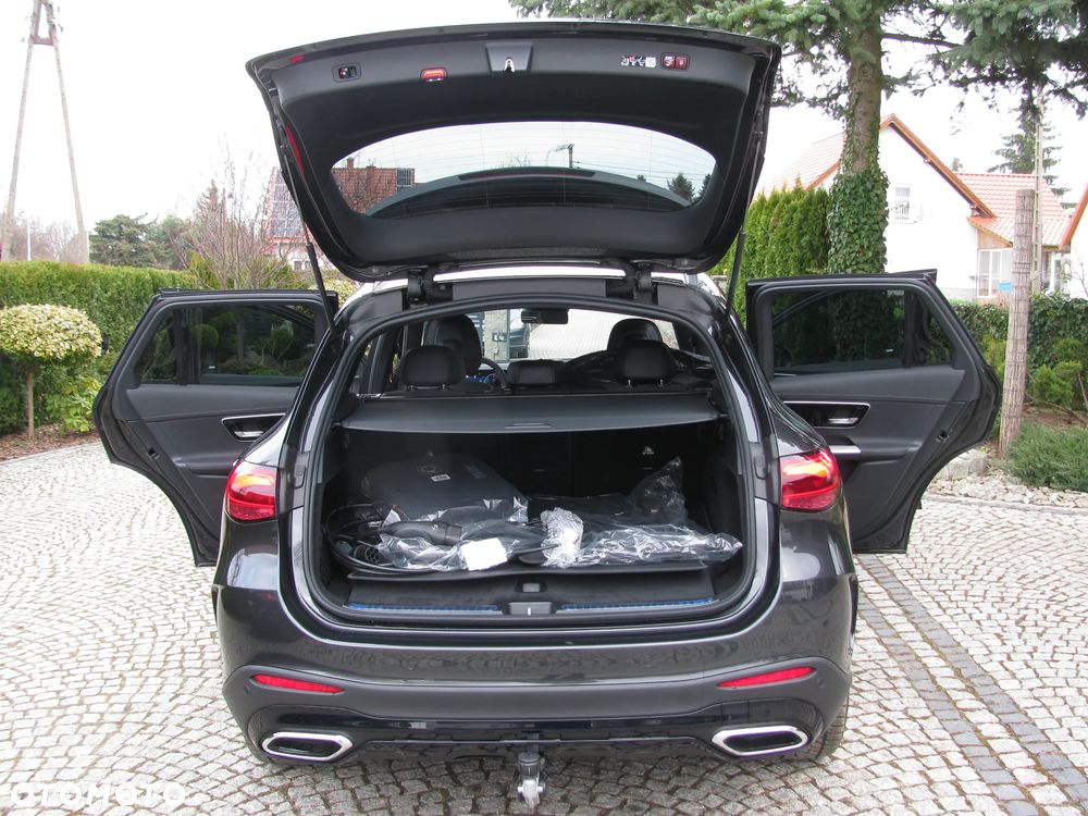 Mercedes-Benz GLC - 13