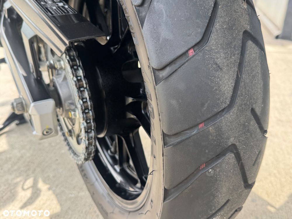 Suzuki V-STROM - 34