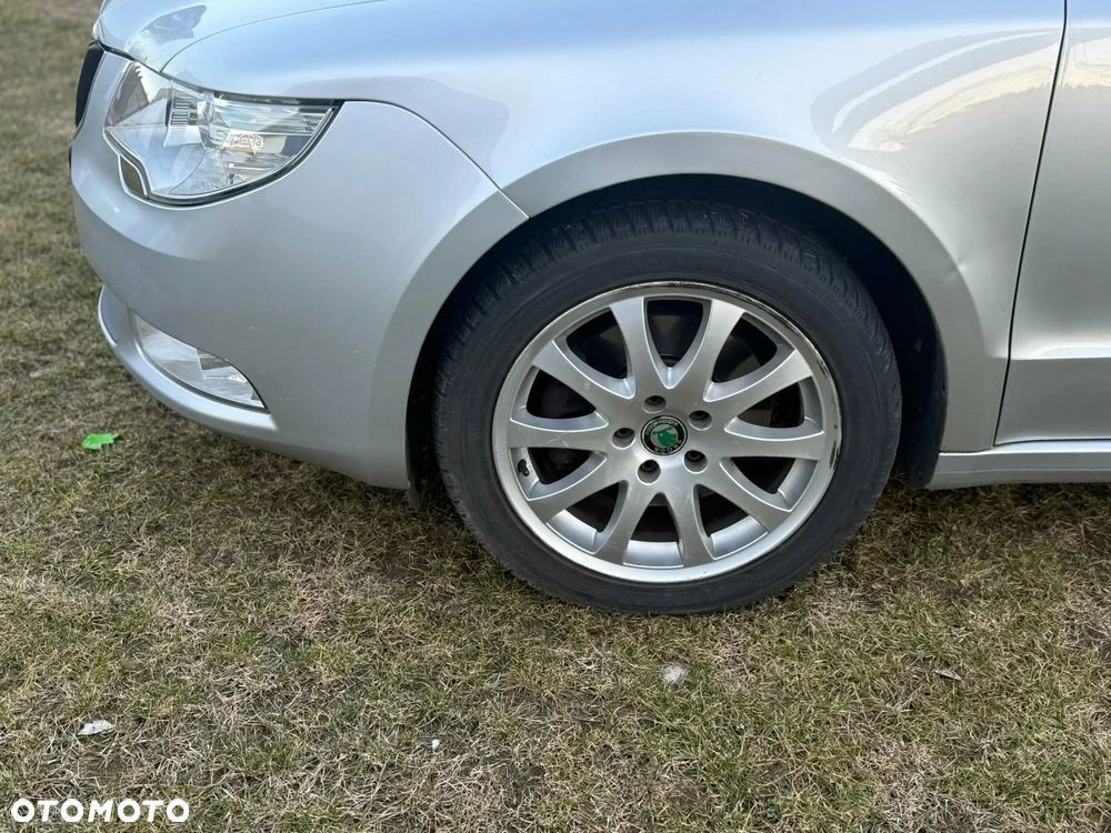 Skoda Superb 2.0 TDI Family - 6