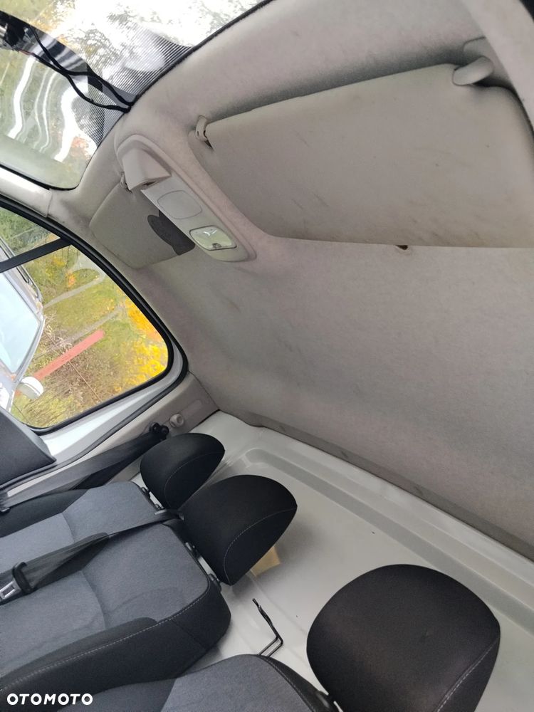 Opel Vivaro - 17