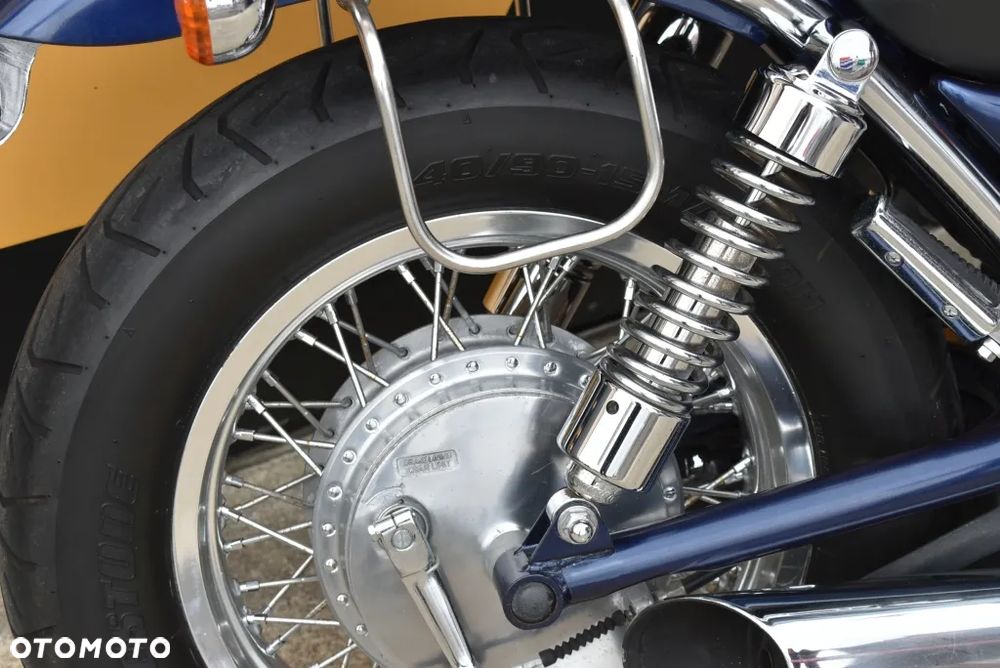 Suzuki Intruder - 34