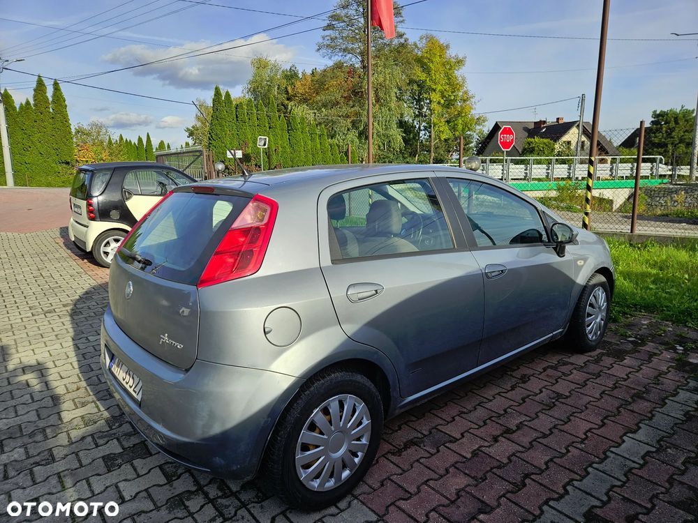 Fiat Punto 1.2 16V Dynamic - 2