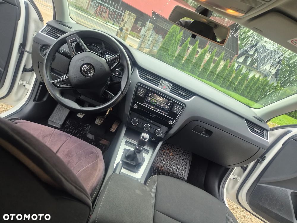 Skoda Octavia 1.6 TDI SCR Ambition - 10