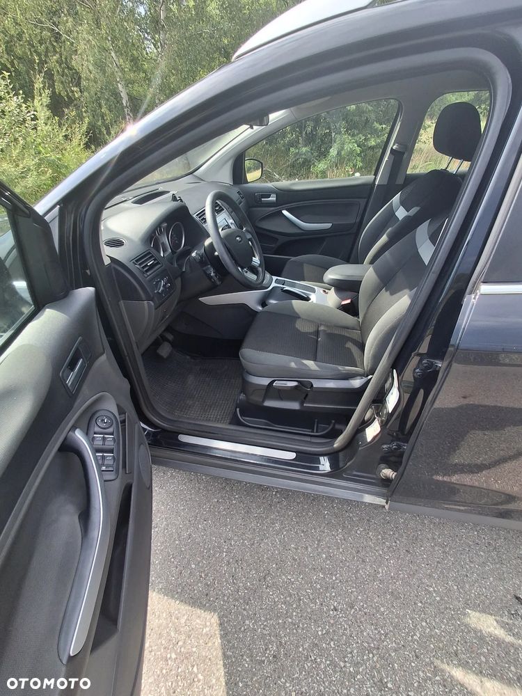 Ford Kuga 2.0 TDCi 4x4 Trend - 2