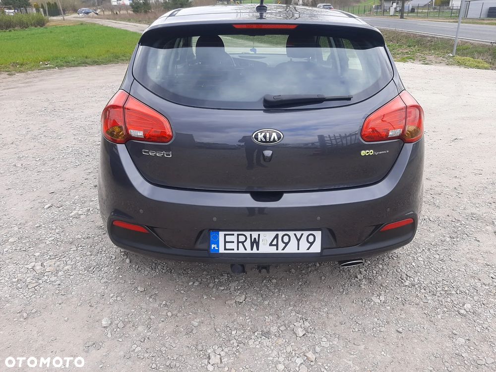 Kia Ceed 1.6 GDI Platinum Edition - 9