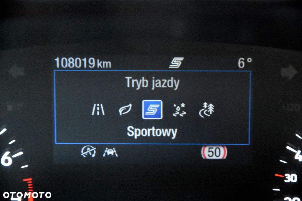 Ford Focus 1.0 EcoBoost Hybrid ACTIVE STYLE - 29
