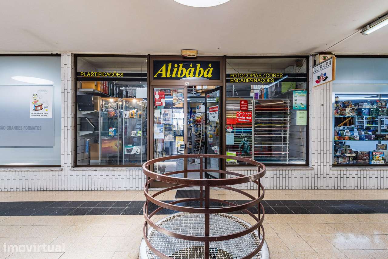 Loja Comercial à Venda nas Galerias São José – Avenida Marquês de Pomb - Grande imagem: 2/15