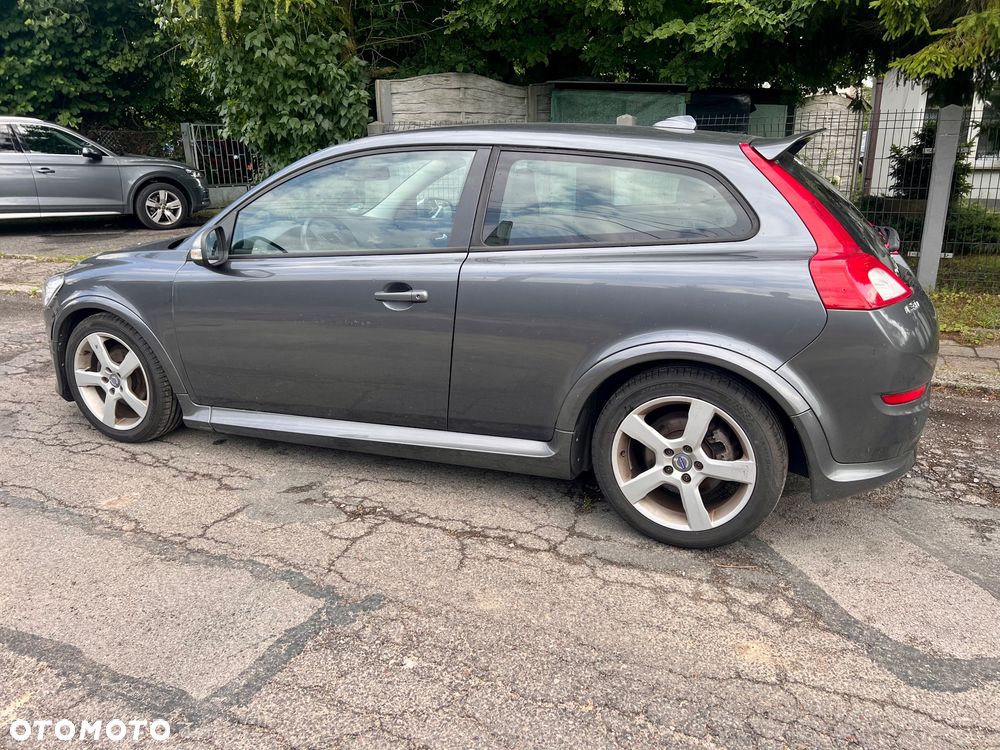Volvo C30 D2 R-Design - 9