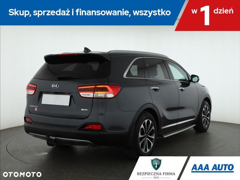 Kia Sorento - 7