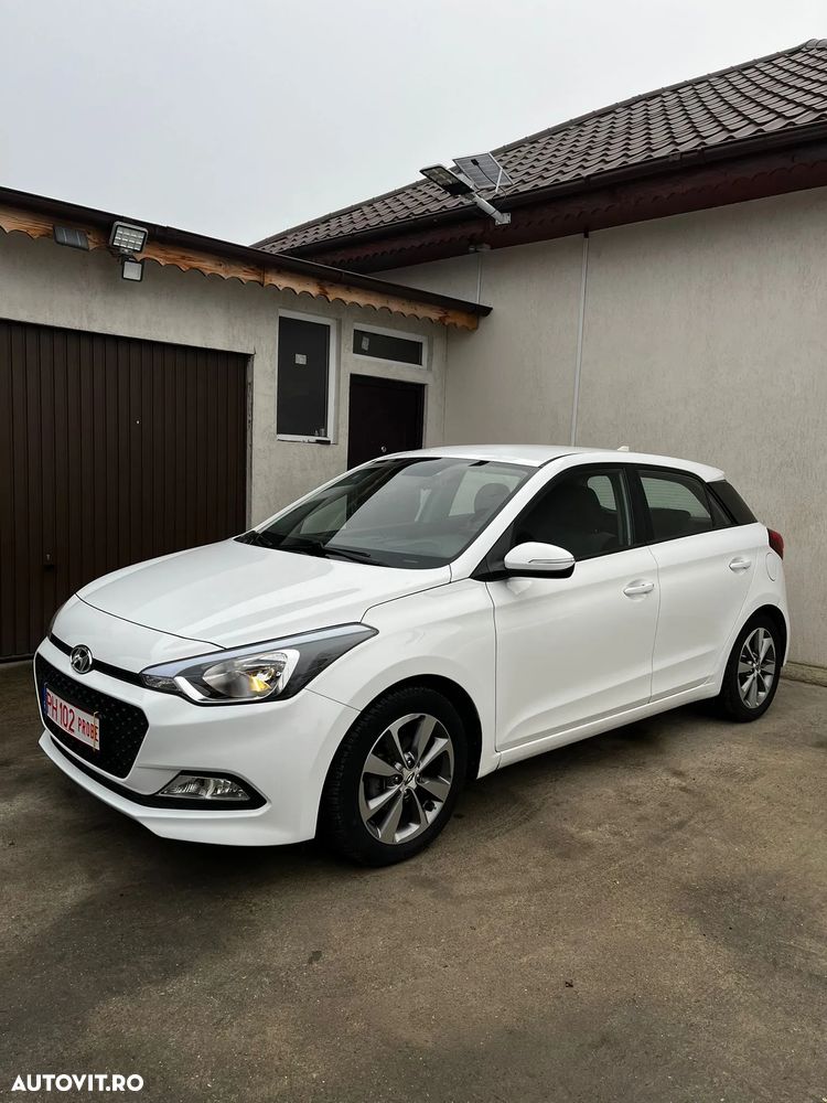 Hyundai i20 1.2 Intro Edition - 2