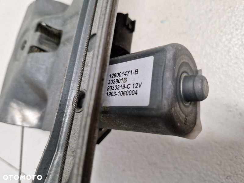 RENAULT TWINGO III PODNOŚNIK MECHANIZM SZYBY PRAWY PRZÓD SILNICZEK 2 PIN EUROPA - 7
