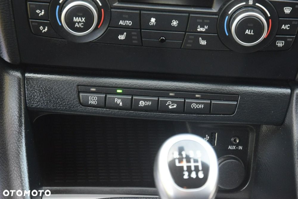 BMW X1 xDrive18d - 28