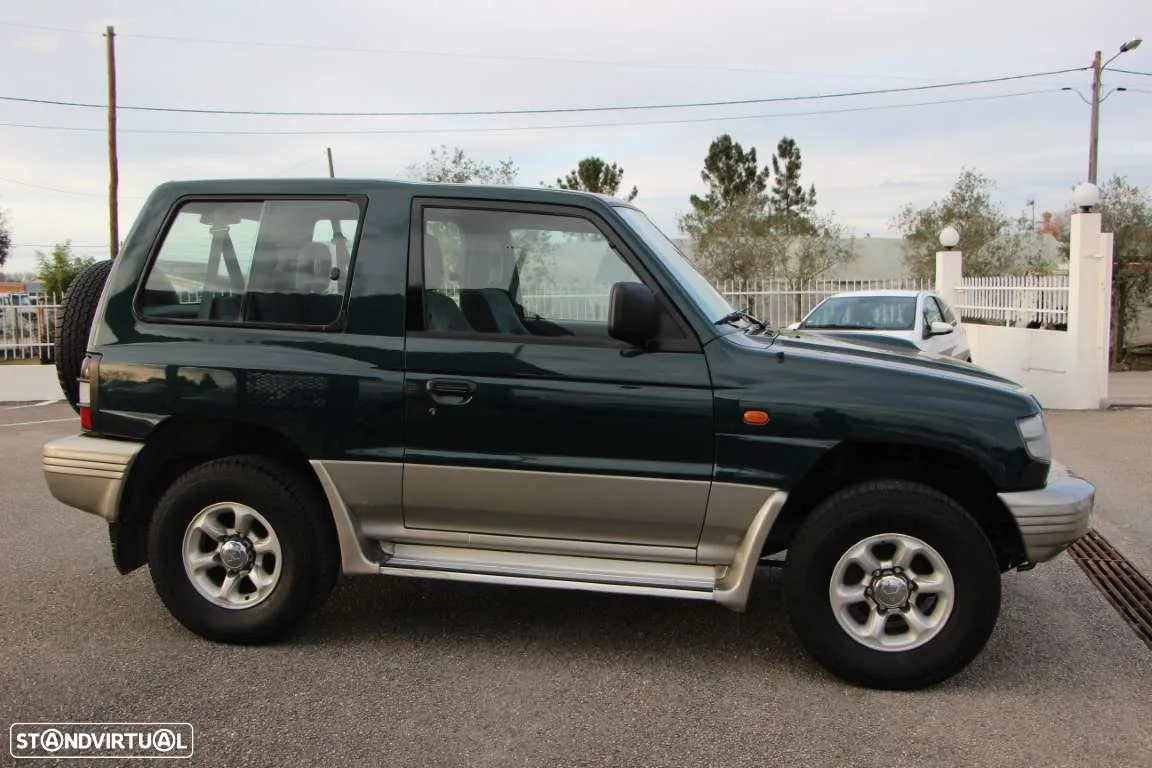 Mitsubishi Pajero 2.8 TD GLS - 9