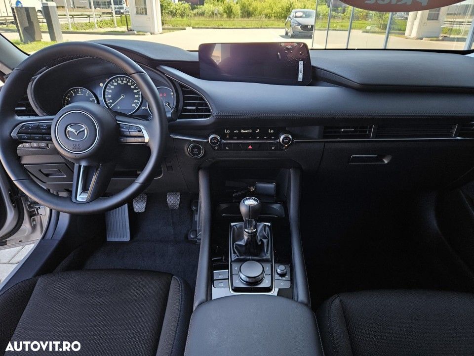 Mazda 3 - 8