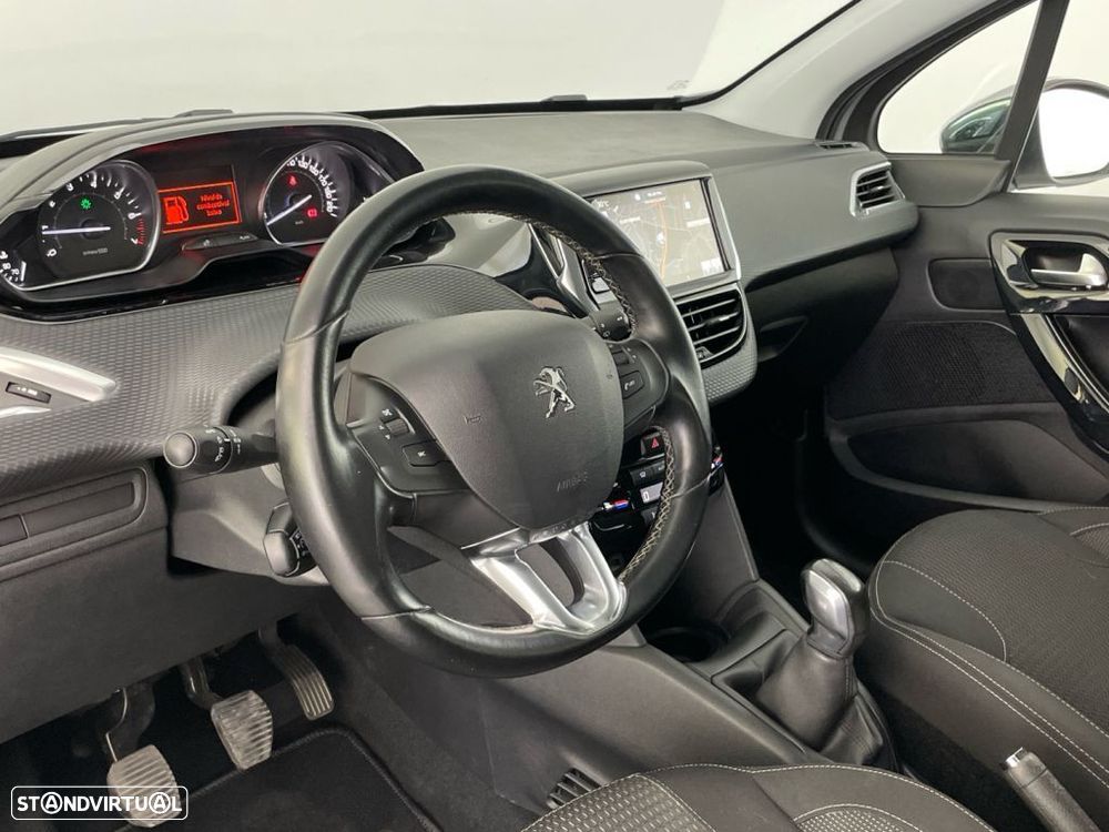 Peugeot 208 1.2 PureTech Active - 15