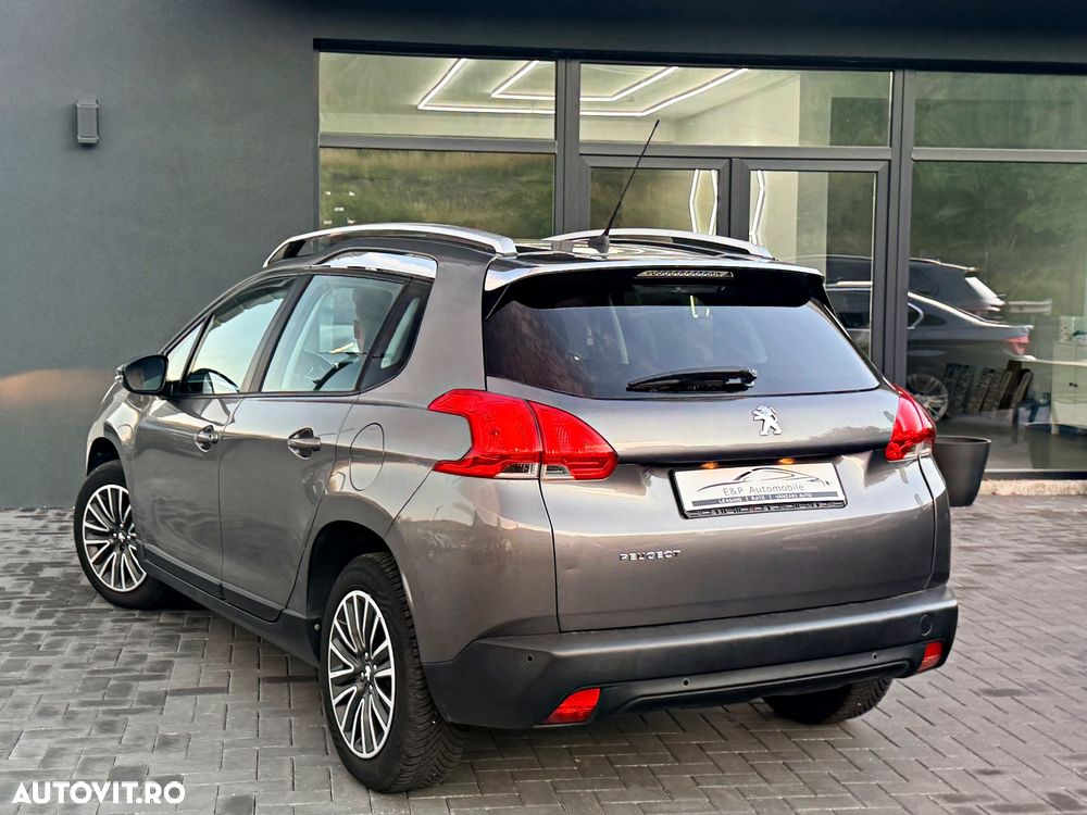 Peugeot 2008 PureTech 82 Style - 14