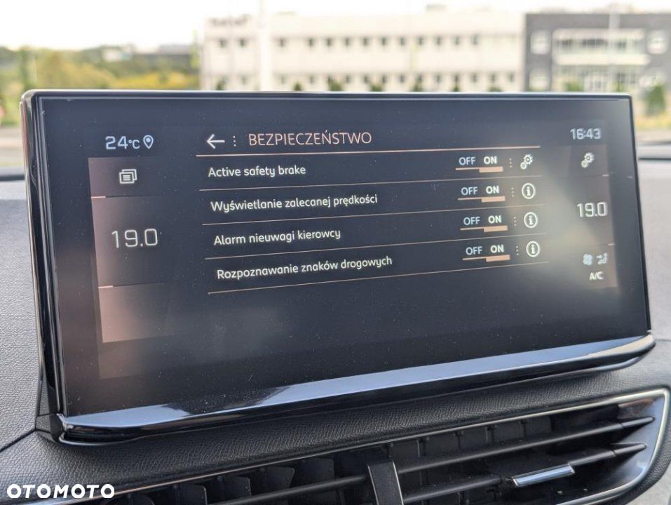 Peugeot 3008 - 22