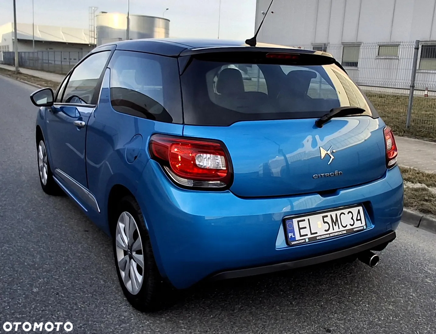 Citroën DS3 VTi 95 EGS Chic - 3