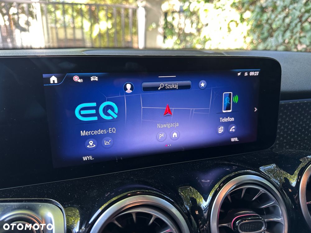 Mercedes-Benz EQB 250 66.5kWh Progressive 7os - 17