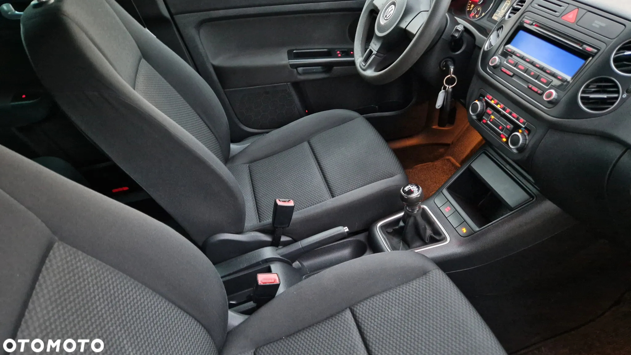 Volkswagen Golf Plus 2.0 TDI Comfortline - 36