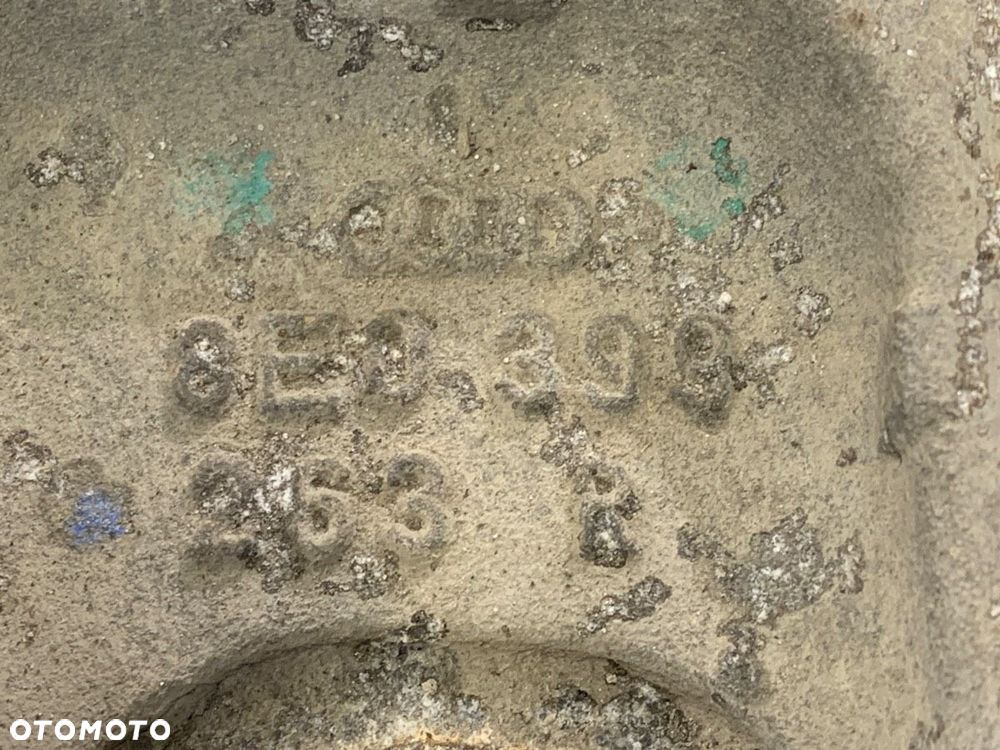 ŁAPA SKRZYNI BIEGÓW  AUDI A4 B6 (8E2) 2000 - 2005 2.0 96 kW [130 KM] benzyna 2000 - 2004 - 4