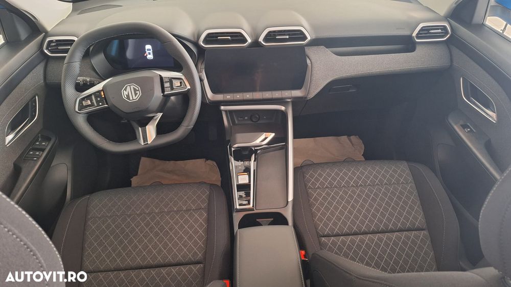 MG ZS HEV 1.5 GSI AT Excite - 8