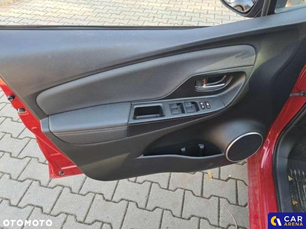 Toyota Yaris - 17