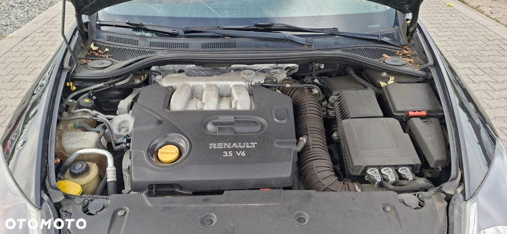 Renault Laguna 3.5 V6 Initiale - 26