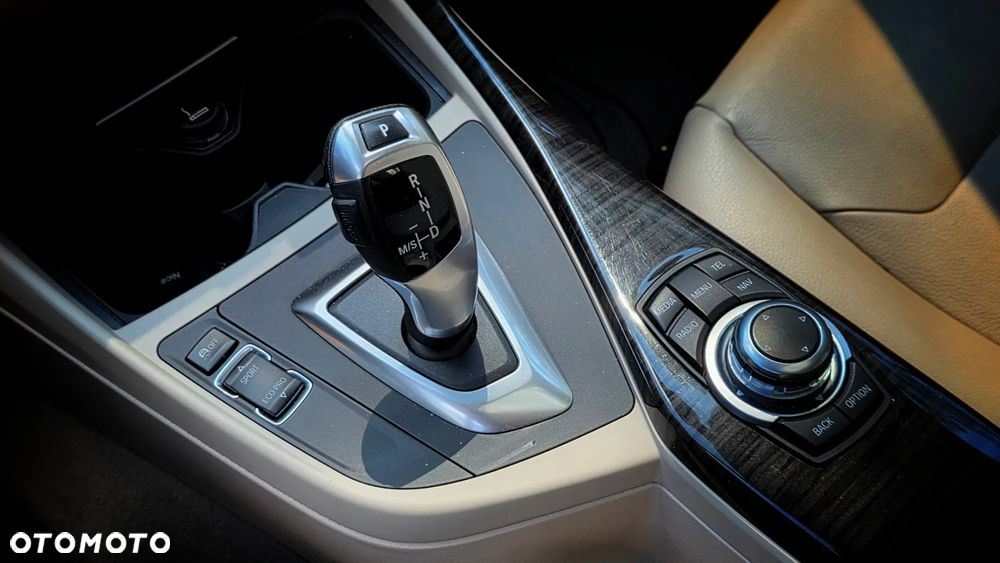 BMW Seria 1 - 29