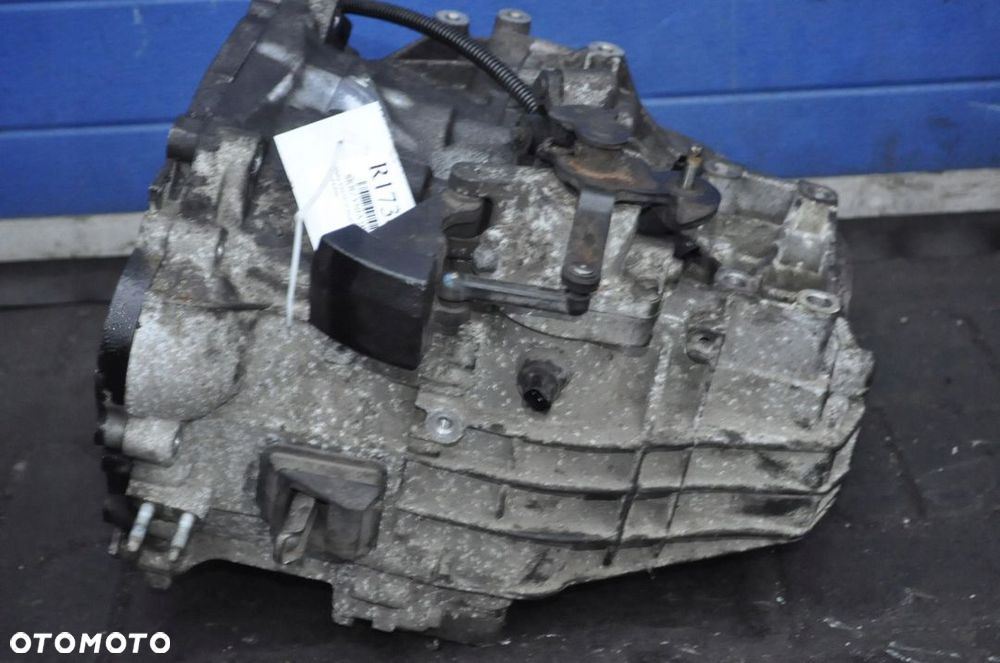 i40 ix35 KIA OPTIMA 1.7 CRDI SKRZYNIA M6CF4 98tys - 4