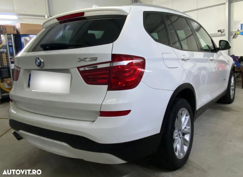 BMW X3 xDrive28i Aut. Advantage - 4