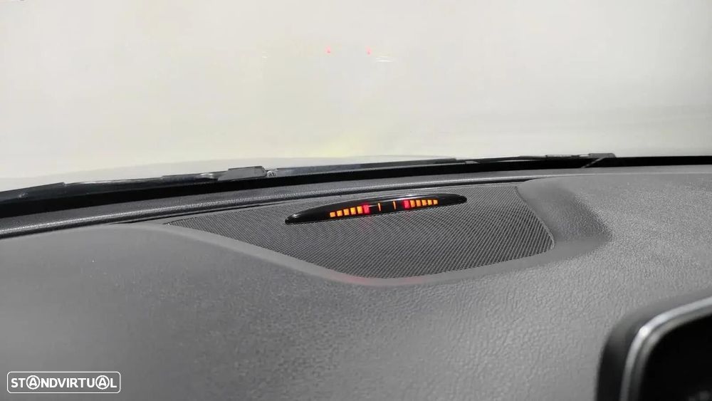 Mercedes-Benz CLA 200 - 39