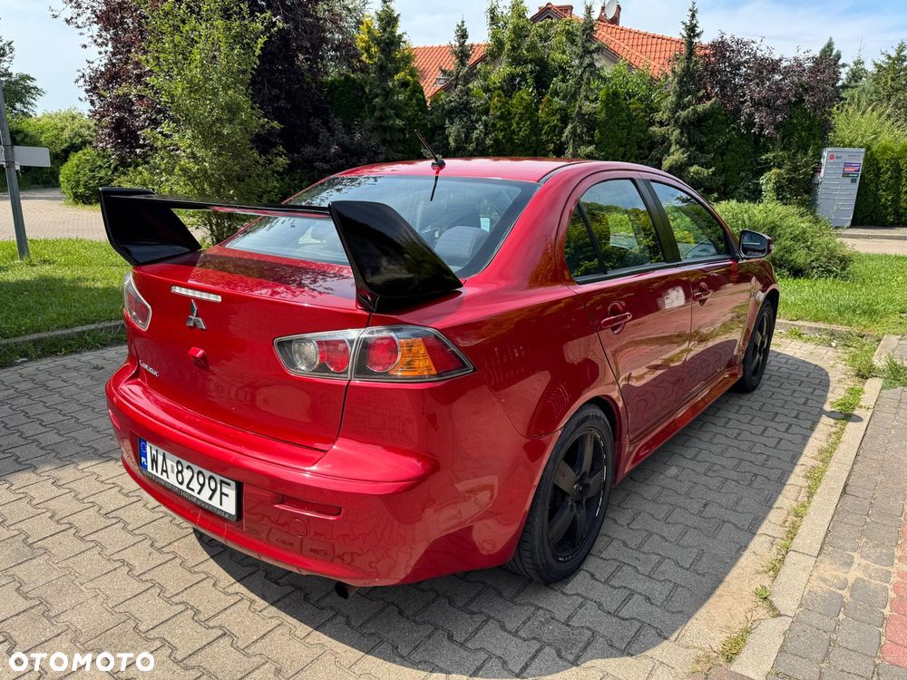 Mitsubishi Lancer - 28